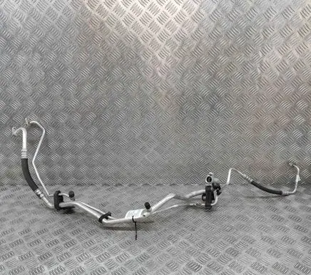 Opel Vivaro Air conditioning (A/C) pipe/hose 9838637580