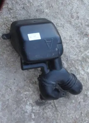 Subaru Impreza I Intake resonator A32AC08