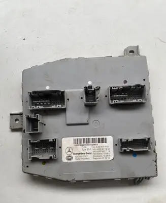 Mercedes-Benz C W205 Other control units/modules A2059013904 A2059006822 5DK01077277