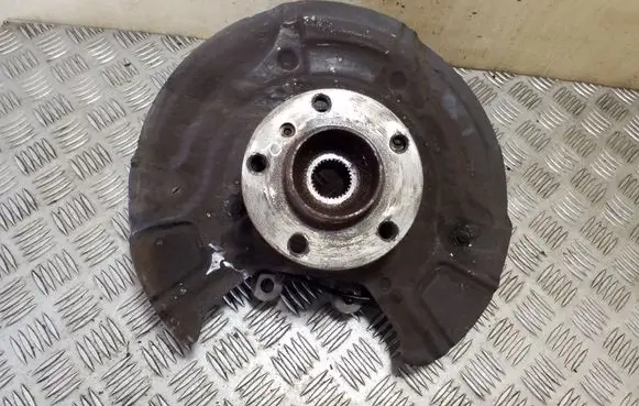 BMW X3 F25 Front wheel hub