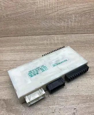 BMW 5 E39 Comfort/convenience module 8381963 60837710