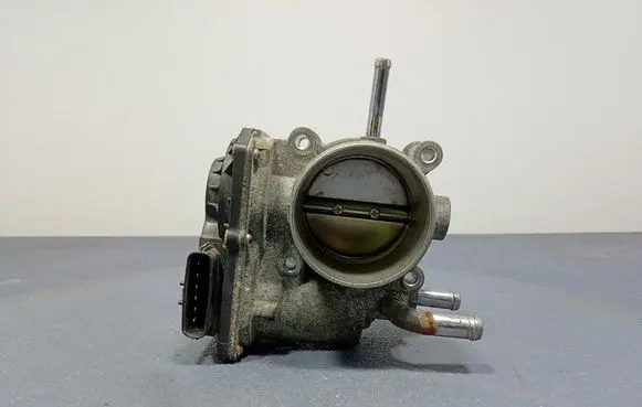 KIA Ceed Throttle body valve 35100-2B300