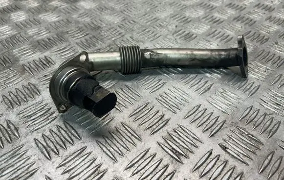 Mercedes-Benz E W213 EGR valve line/pipe/hose A6541401400