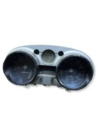 Nissan Qashqai Speedometer (instrument cluster) JD08E 17A96E9