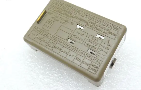 Suzuki Jimny Fuse box cover 3671776J00