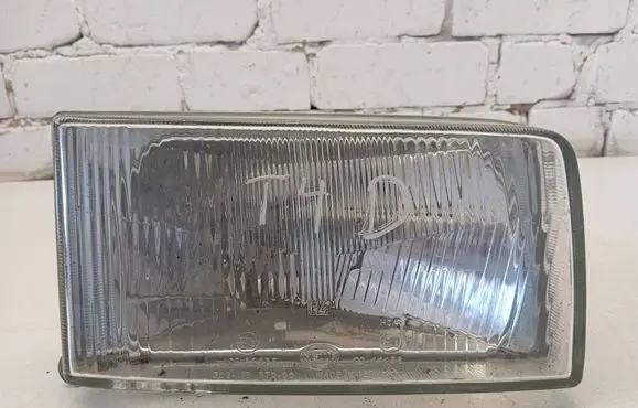 Volkswagen Transporter - Caravelle T4 Headlight/headlamp 30213637000 E12244438
