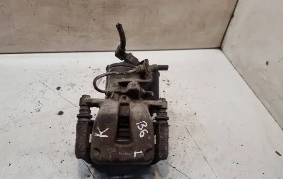 Rear brake caliper