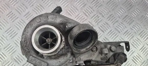 Mercedes-Benz C W203 Turbo A6460900080 6NW009420