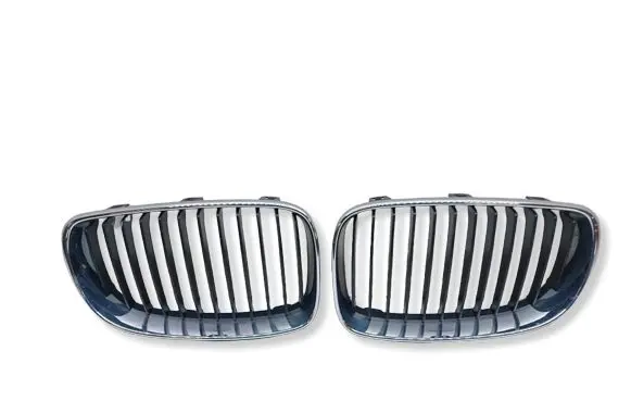 BMW 1 E81 E87 Front bumper upper radiator grill 7179655 7166440