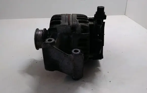 Opel Zafira A Generator/alternator 09152247 0124415009