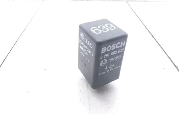 Volkswagen Touareg I Other relay 4E0907282A 0281003029