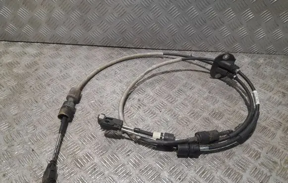 Land Rover Freelander 2 - LR2 Gear shift cable linkage 7G9N7E395DD