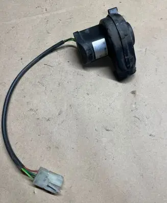 BMW 5 E39 Engine control unit/module fan 129017451829 00130002831