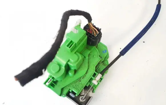 Alfa Romeo Mito Front door lock 11s12 b792
