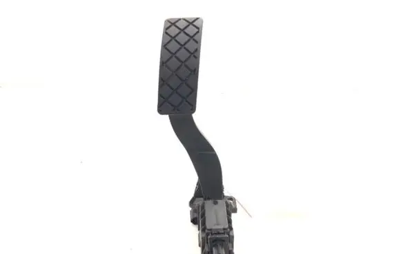 Volkswagen Golf VII Accelerator throttle pedal