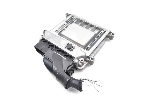 Hyundai i30 Engine control unit/module 391122B102 9001040164KC GFDA44CFS15000