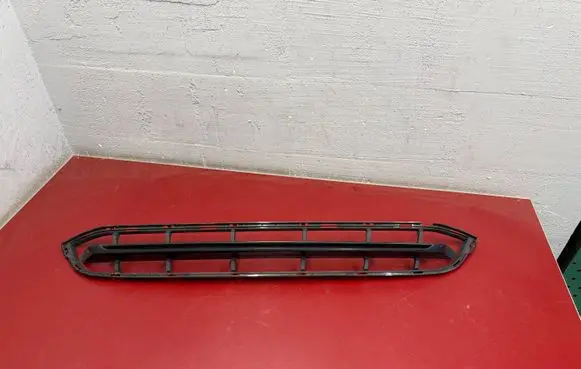 BMW X3 G01 Front bumper lower grill 7399898 9477653 51117399898