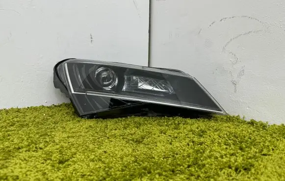 Skoda Superb B8 (3V) Headlight/headlamp