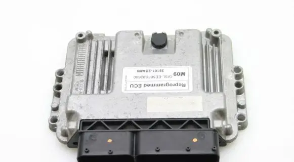 KIA Sportage Engine control unit/module MED17.9.8