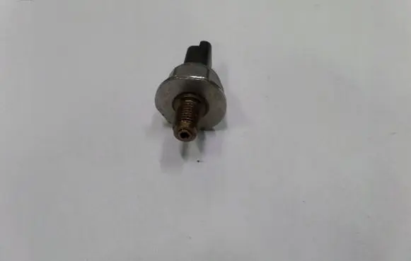 Citroen C4 I Picasso Fuel pressure sensor 9653981180