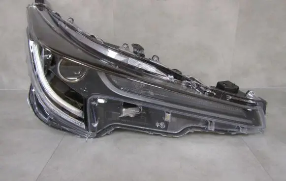 Toyota Corolla E210 E21 Headlight/headlamp 81110-02S70