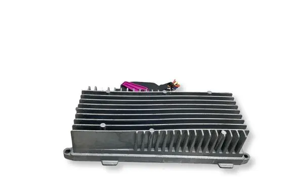 Audi A4 S4 B8 8K Sound amplifier 8R0035223F 0807101505