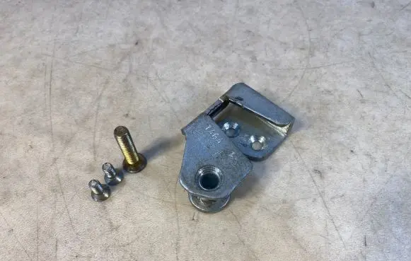BMW 7 E23 Front door soft close latching motor 51211852263