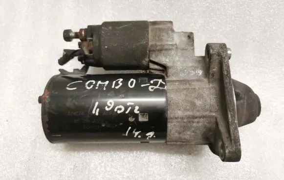 Opel Combo D Starter motor 51787218A152