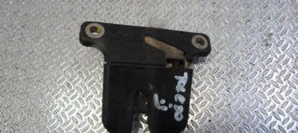 Seat Toledo II (1M) Tailgate/trunk/boot lock/catch/latch 8D5827505D