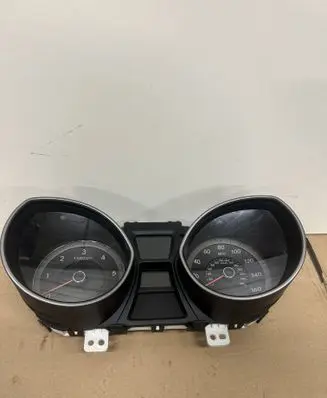 Hyundai i30 Speedometer (instrument cluster) 94003A6634 1100281660PO