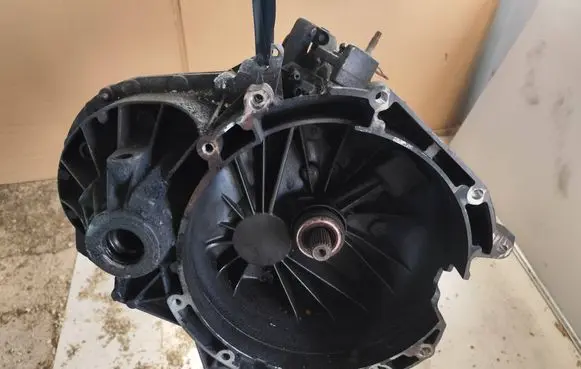 Ford Transit Manual 5 speed gearbox 6C1R7002AB T1GB3 271109161817