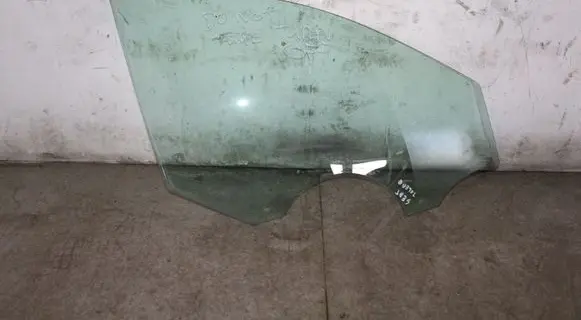 Seat Toledo IV (NH) Front door window glass four-door