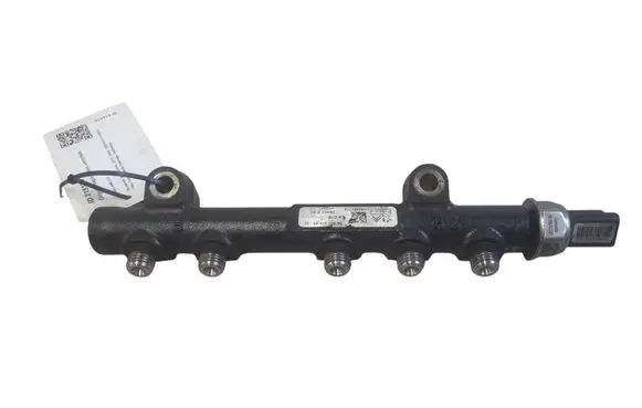 Volvo V40 Fuel main line pipe 9685297580 142391714