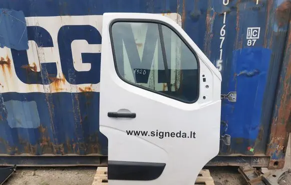 Renault Master III Front door