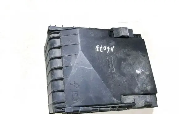 Volkswagen PASSAT B6 Fuse box set 1k0937132f
