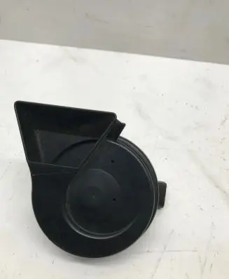 Audi A5 8T 8F Horn signal 8T0951221A
