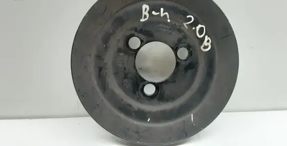 Audi 80 90 S2 B4 Water pump pulley 050121031A