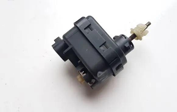 Toyota Land Cruiser (J100) Headlight level adjustment motor 3722132045