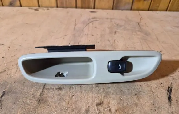 Volvo S60 Electric window control switch 9193301