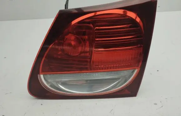 Lexus GS 300 350 430 450H Tailgate rear/tail lights