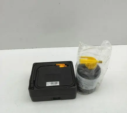 Hyundai Kona I Tire air pump compressor 52933AA180 52932AA300