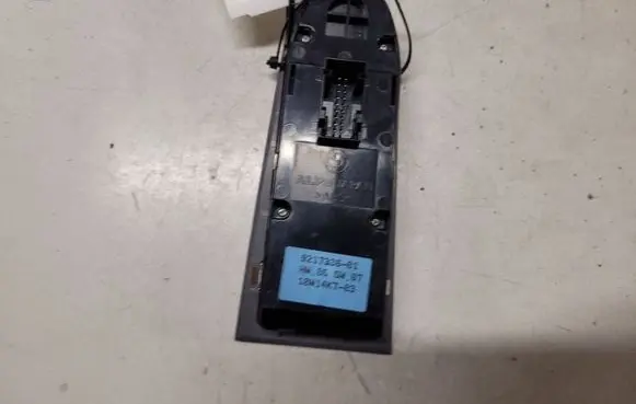 BMW 3 E90 E91 Electric window control switch 921733601 10W14K703