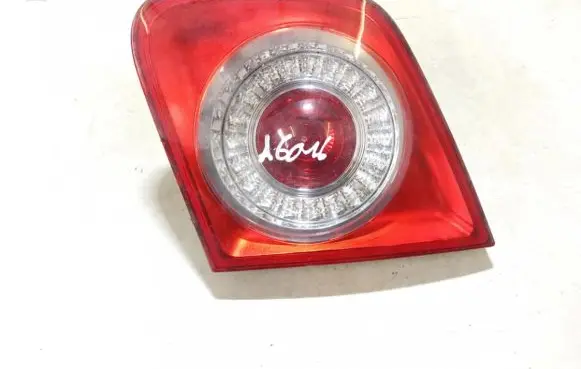 Volkswagen Jetta V Tailgate rear/tail lights