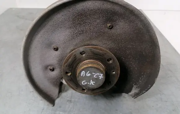 Audi A6 S6 C7 4G Rear wheel hub 4G0505431E