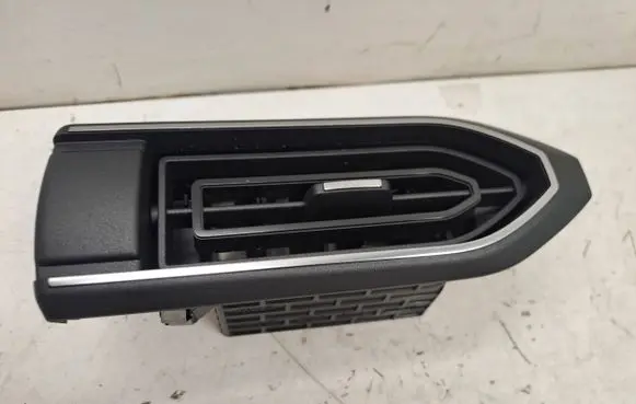 Dacia Sandero III Dashboard side air vent grill/cover trim 687612916R 518039310