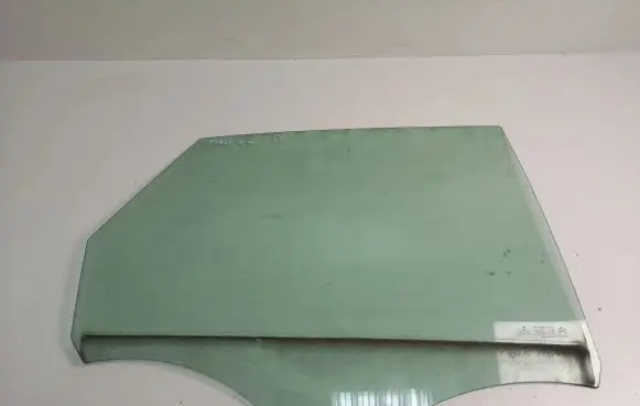 Citroen C4 II Picasso Rear door window glass