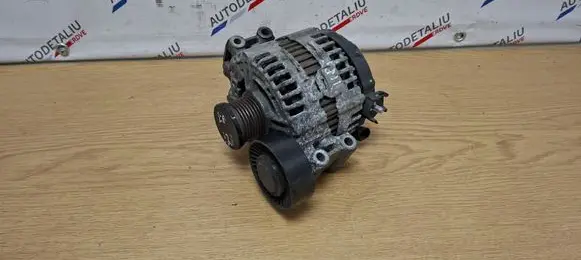 BMW 3 E92 E93 Generator/alternator 7550469