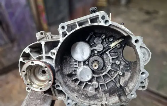 Volkswagen Tiguan Manual 6 speed gearbox QQN