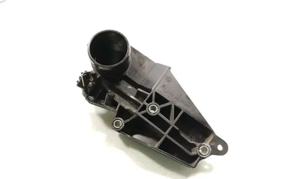 Ford Focus Air intake hose/pipe 1060231S01