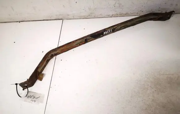 Honda CR-V Fuel tank mounting bracket 